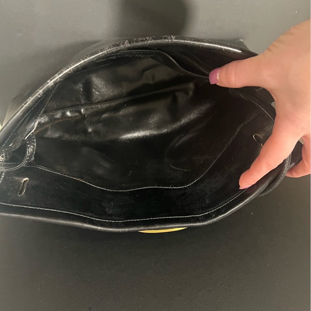 Authentic Ferragamo Black Leather crossbody Handbag - Picture 13 of 13